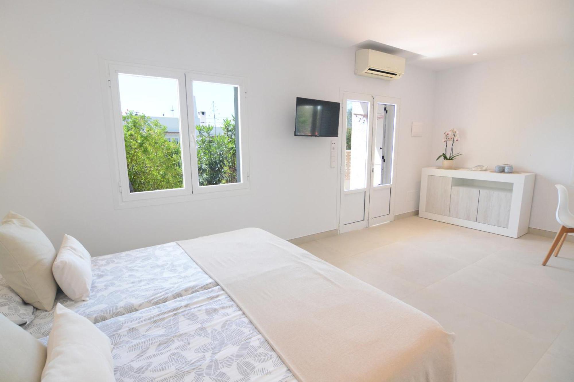 Apartamentos Casa Franziska Talamanca  Exteriör bild